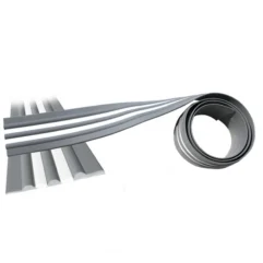 PVC kaitseliist valge triibuga